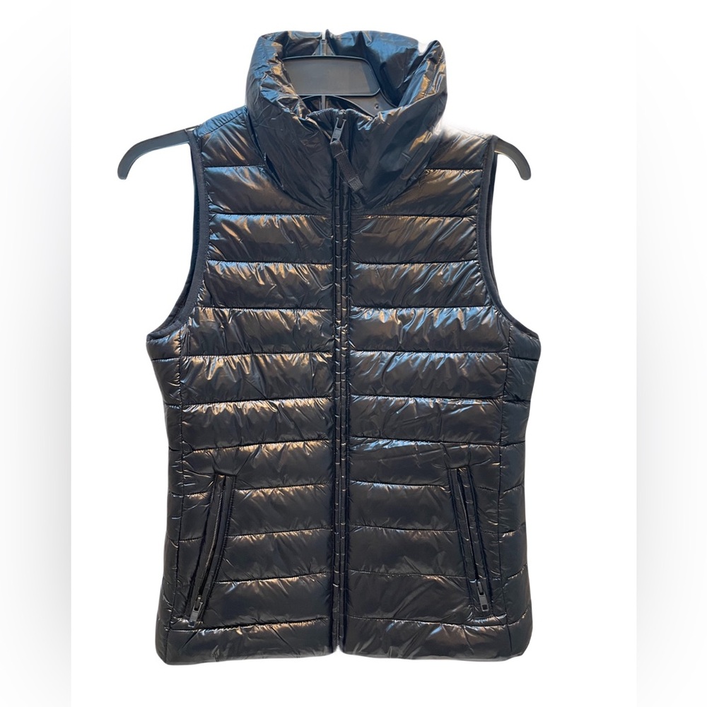 ❤️ GAP LIGHTWEIGHT FITTED BLACK PUFFER VEST SIZE XS